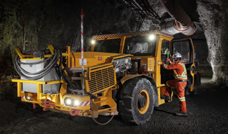 mining underground loader