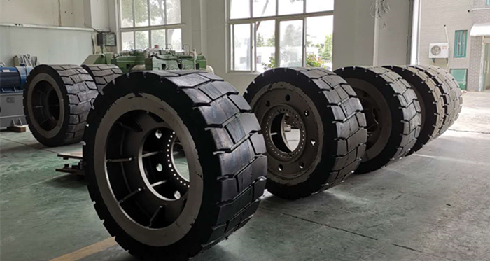 mining underground roof support carries tire